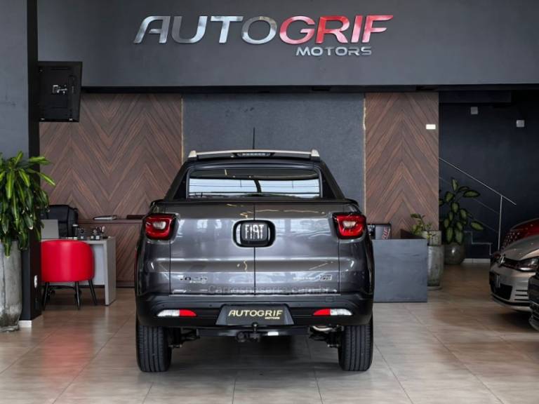 FIAT - TORO - 2021/2022 - Cinza - R$ 128.900,00