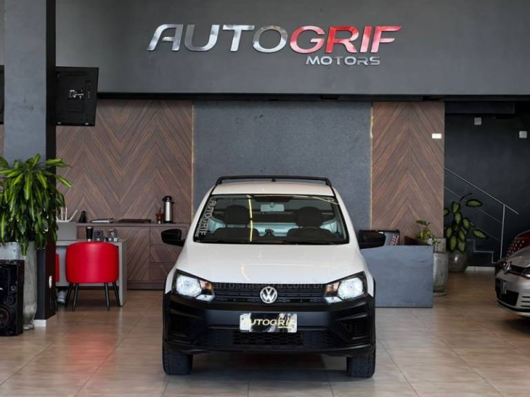 VOLKSWAGEN - SAVEIRO - 2022/2022 - Branca - R$ 66.900,00