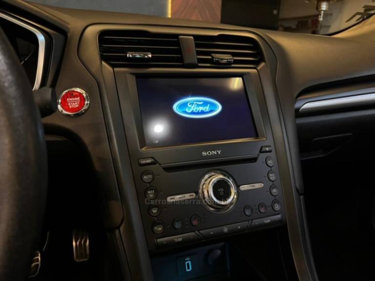 FORD - FUSION - 2018/2018 - Branca - R$ 107.900,00