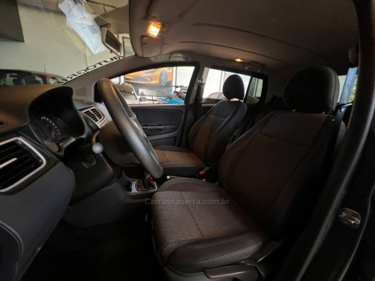 VOLKSWAGEN - FOX - 2013/2013 - Cinza - R$ 41.900,00