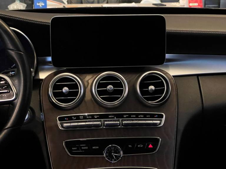 MERCEDES-BENZ - C 180 - 2019/2020 - Azul - R$ 158.900,00