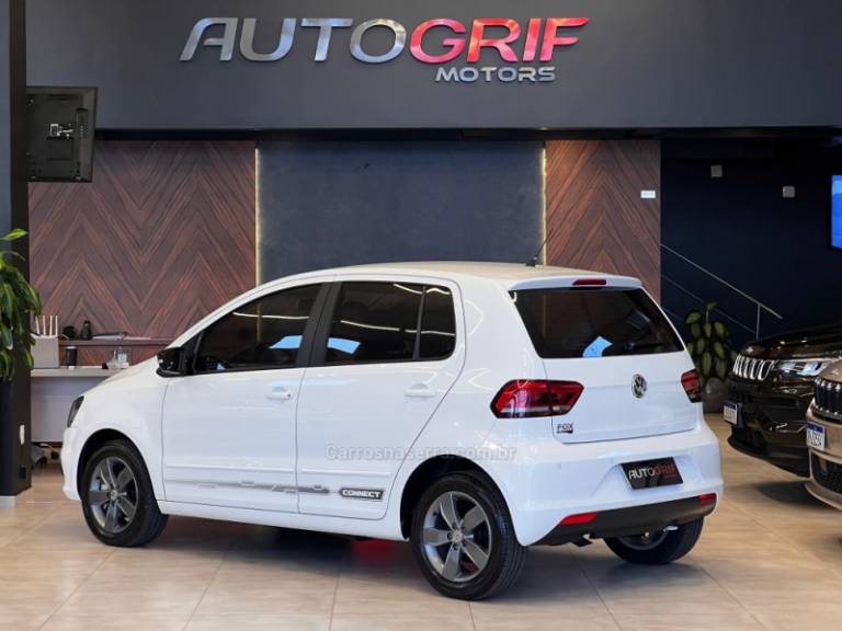 VOLKSWAGEN - FOX - 2018/2019 - Branca - R$ 58.900,00