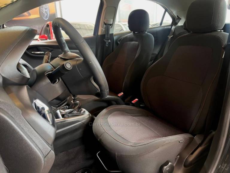 CHEVROLET - ONIX - 2016/2016 - Preta - R$ 56.900,00