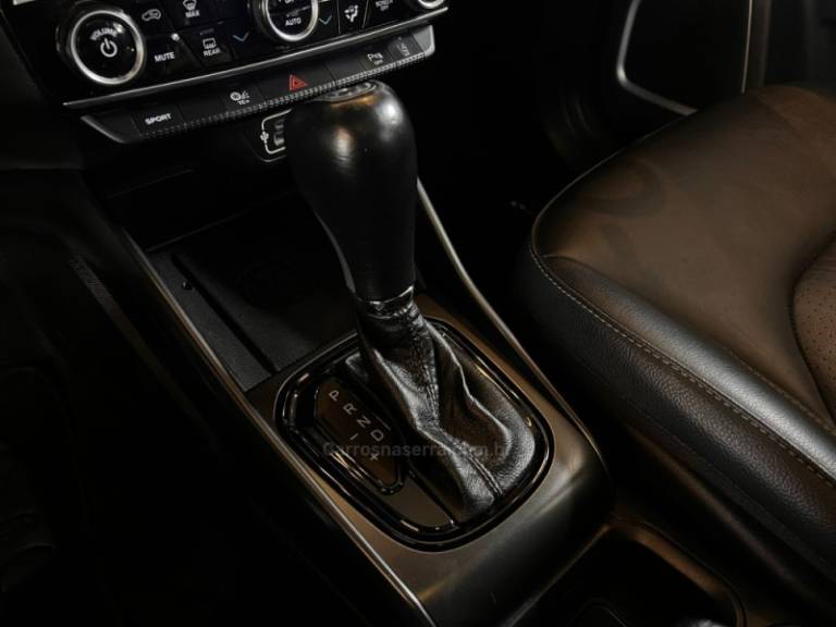 FIAT - TORO - 2021/2022 - Cinza - R$ 128.900,00