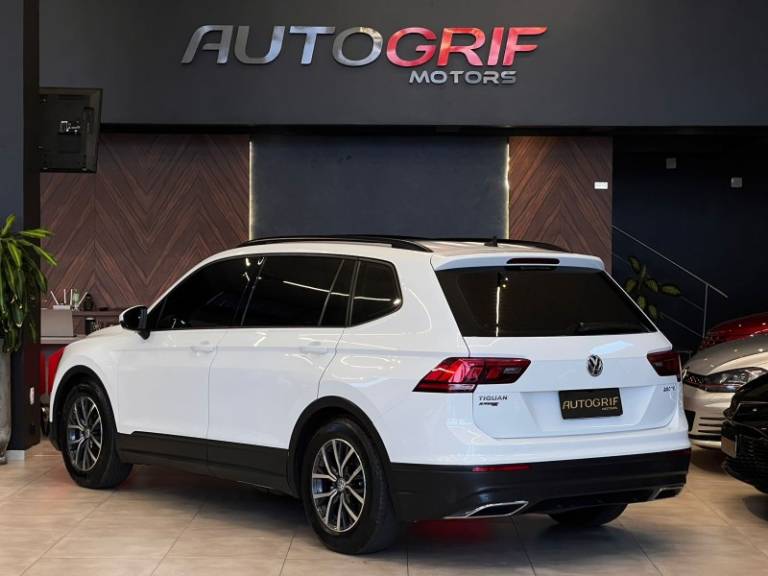 VOLKSWAGEN - TIGUAN - 2019/2019 - Branca - R$ 118.900,00