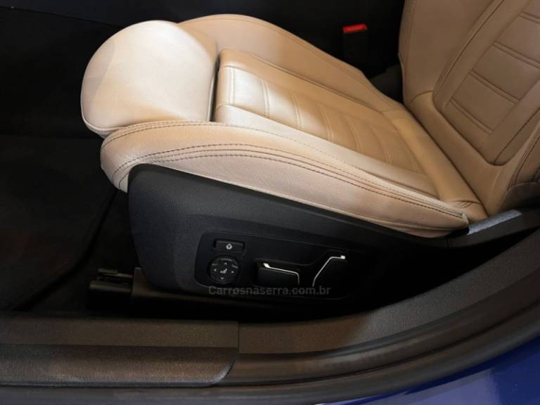BMW - 320I - 2024/2024 - Azul - R$ 314.900,00