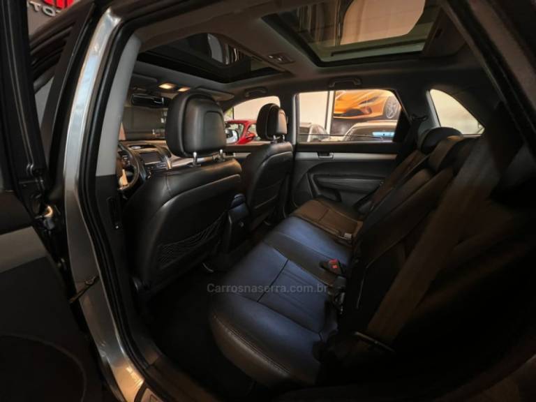 KIA MOTORS - SORENTO - 2012/2013 - Cinza - R$ 73.900,00