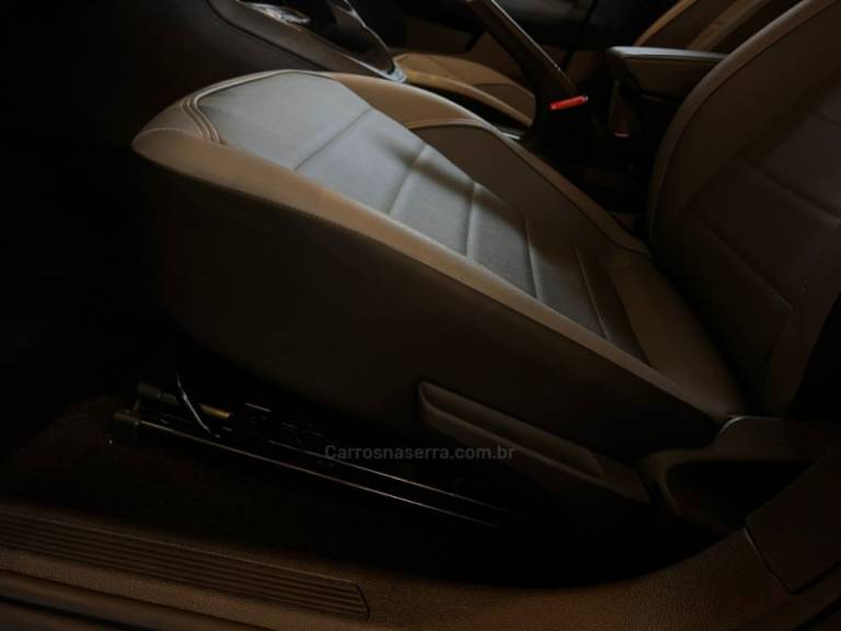 VOLKSWAGEN - NIVUS - 2023/2024 - Vermelha - R$ 123.900,00