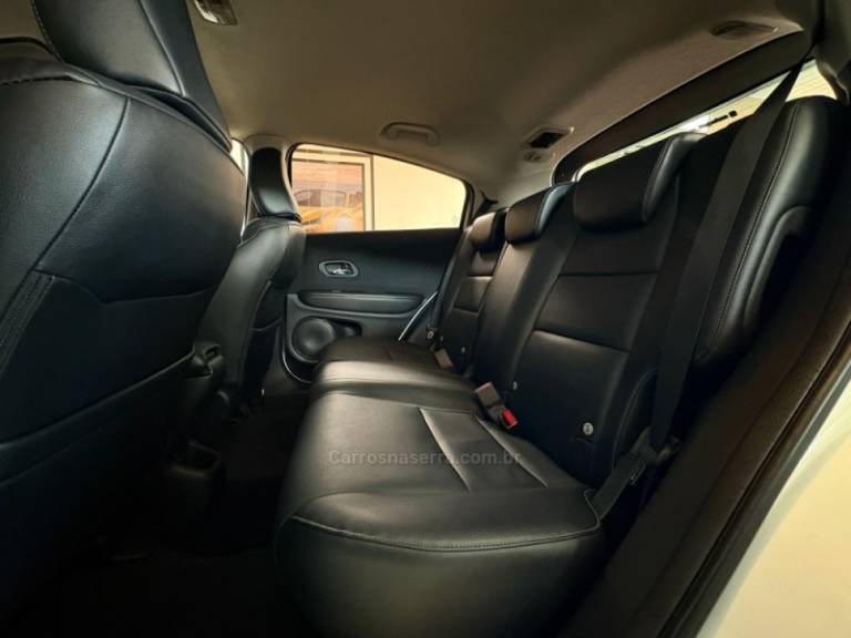 HONDA - HR-V - 2016/2016 - Branca - R$ 88.900,00