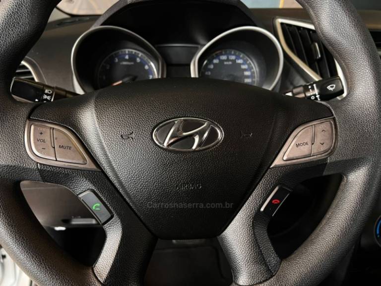 HYUNDAI - HB20S - 2014/2014 - Prata - R$ 55.900,00