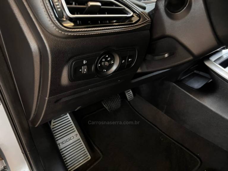 CHERY - TIGGO - 2021/2022 - Prata - R$ 112.900,00