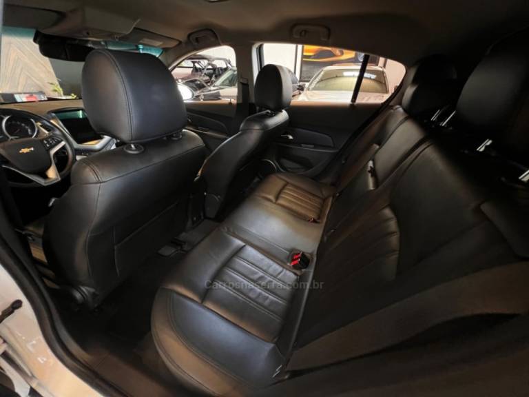 CHEVROLET - CRUZE - 2014/2014 - Branca - R$ 61.900,00