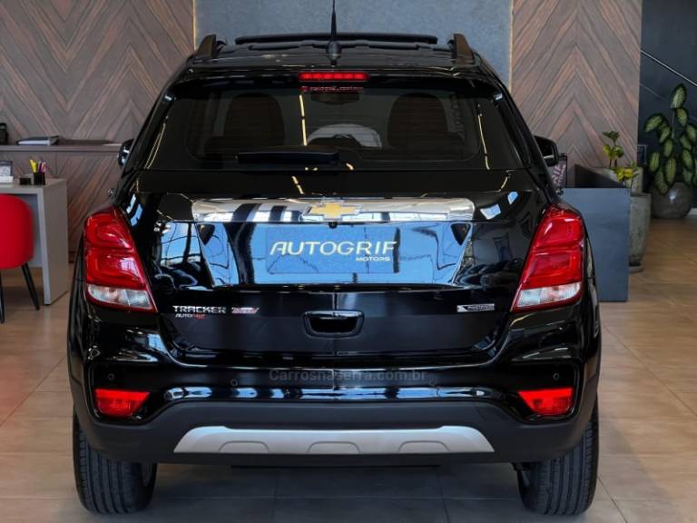 CHEVROLET - TRACKER - 2018/2018 - Preta - R$ 89.900,00