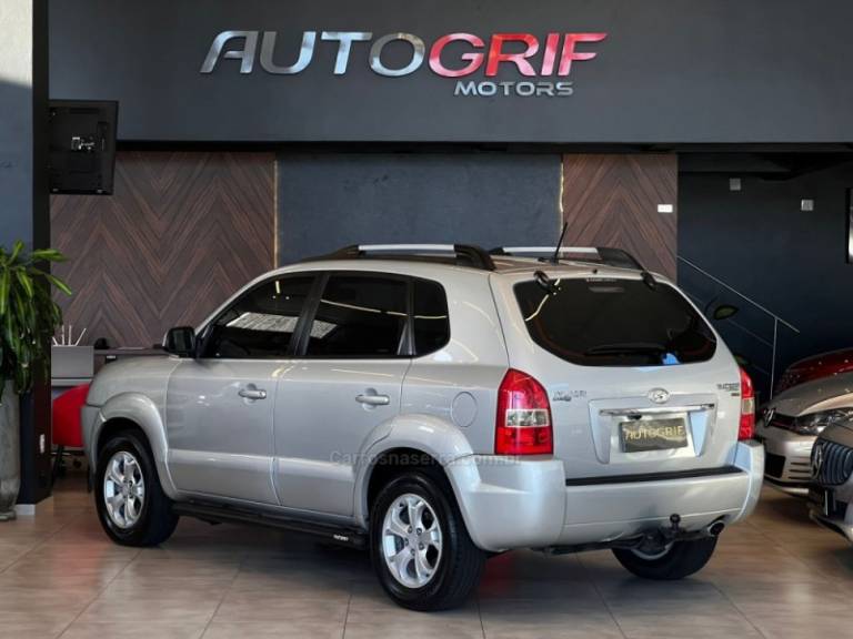 HYUNDAI - TUCSON - 2012/2013 - Prata - R$ 41.900,00