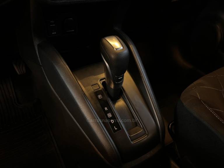 NISSAN - KICKS - 2018/2019 - Cinza - R$ 82.900,00