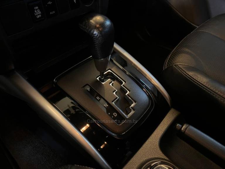 MITSUBISHI - L200 TRITON - 2017/2017 - Prata - R$ 144.900,00