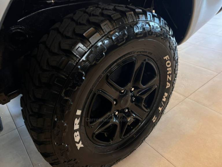 FORD - RANGER - 2015/2015 - Prata - R$ 118.900,00