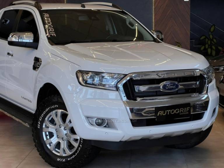 FORD - RANGER - 2019/2019 - Branca - R$ 155.900,00