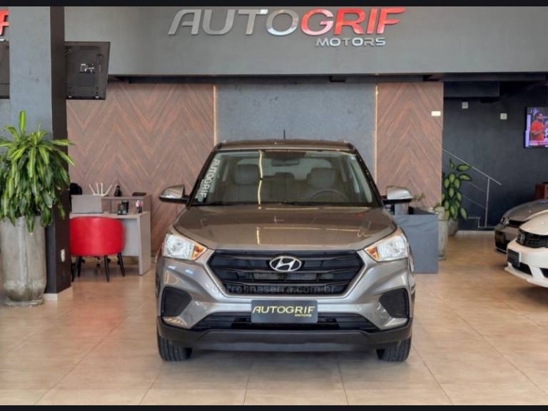 HYUNDAI - CRETA - 2021/2022 - Prata - R$ 93.900,00