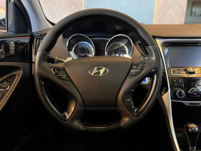HYUNDAI - SONATA - 2012/2012 - Prata - R$ 68.900,00