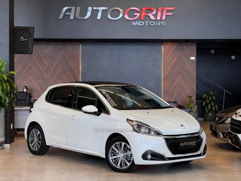 PEUGEOT - 208 - 2016/2017 - Branca - R$ 58.900,00