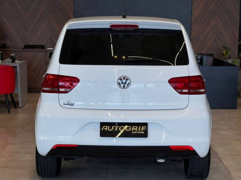 VOLKSWAGEN - FOX - 2015/2015 - Branca - R$ 43.900,00