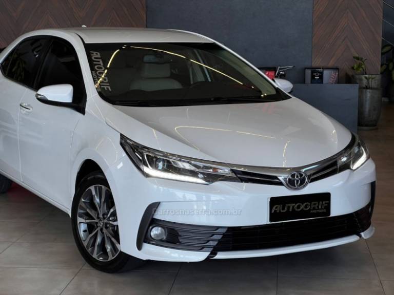 TOYOTA - COROLLA - 2018/2018 - Branca - R$ 108.900,00